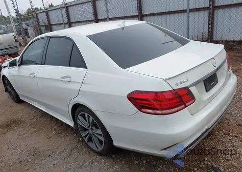 2016 Mercedes-Benz E 350 из США, поврежденный, VIN WDDHF5KB5GB326720